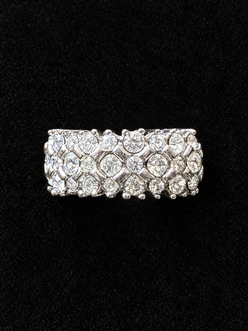 ⚜️ Crystal Band Ring | 3-Row Pavé Honeycomb | Size 9 Clear 💗